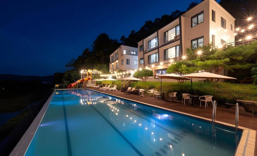 가평  디파우제펜션 이미지 4