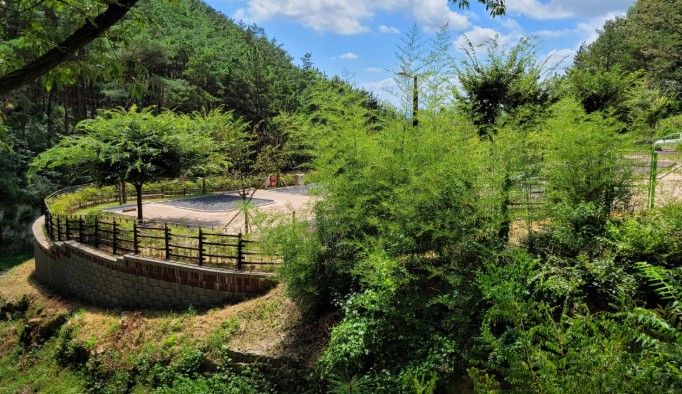 용암산성오토캠핑장 이미지 1