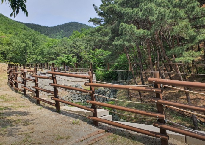 용암산성오토캠핑장 이미지 5