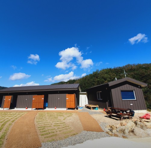 동산오토캠핑장 이미지 1