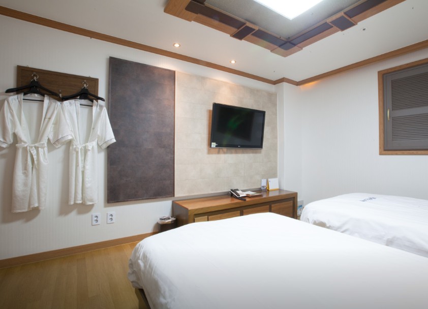 청주 초정약수세종스파텔 이미지 7