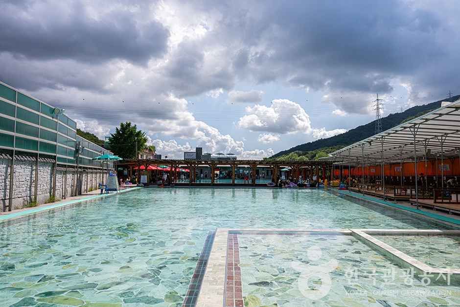 고양 북한산 천연옥워터파크 이미지 2