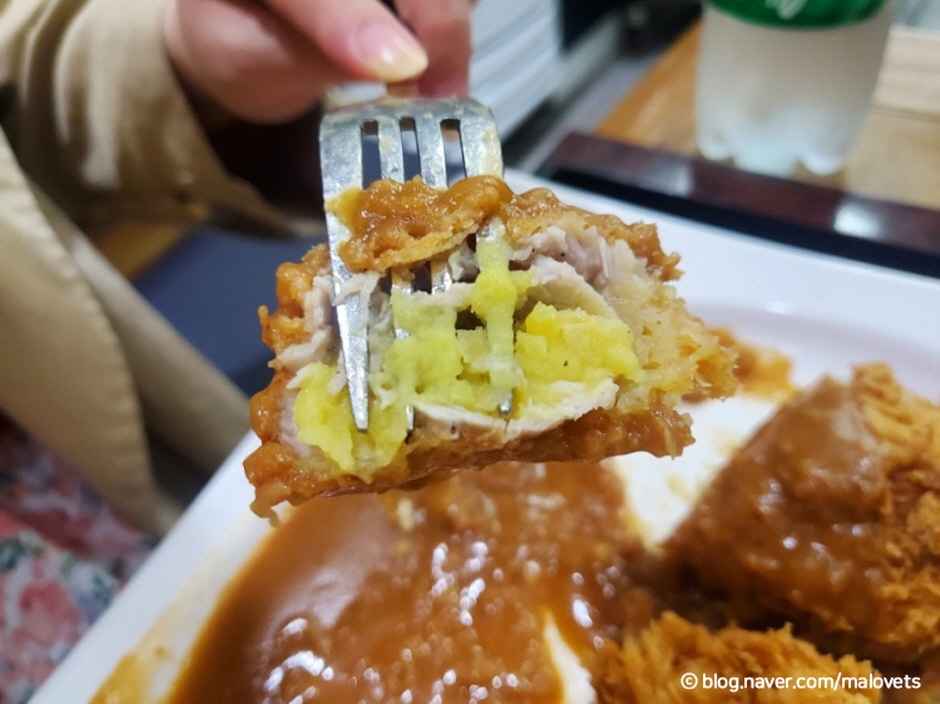 옛날돈까스 이미지 3