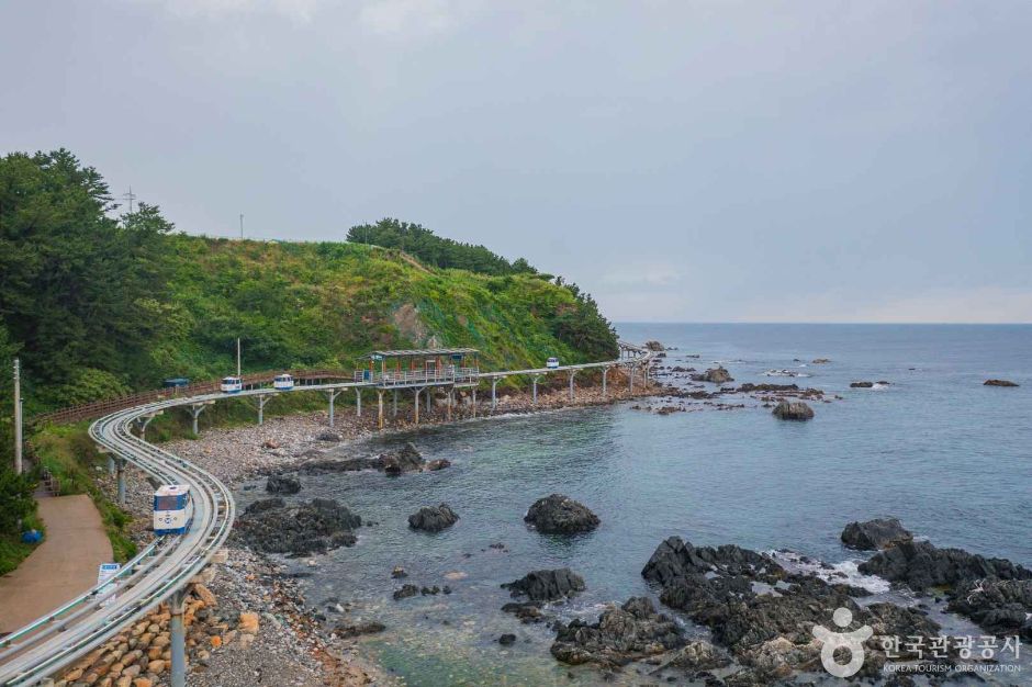울진 죽변 해안스카이레일 이미지 2
