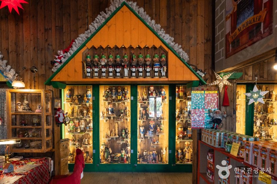 제주 바이나흐튼 크리스마스 박물관 이미지 2