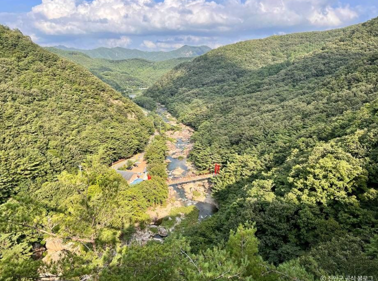 진안 운일암반일암 숲길 이미지 4