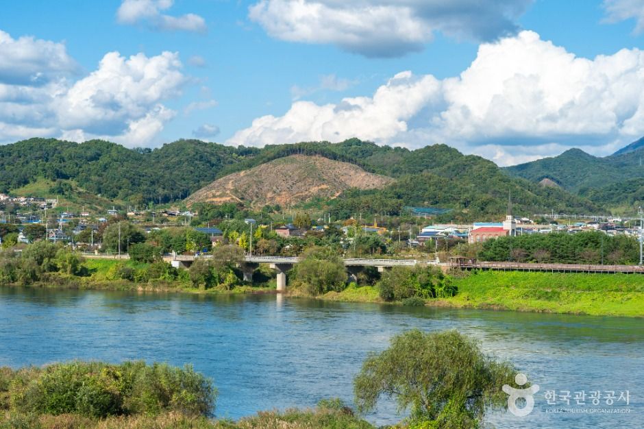 충주 강변길 이미지 3