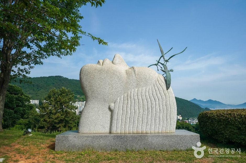 거제 양지암조각공원 이미지 1