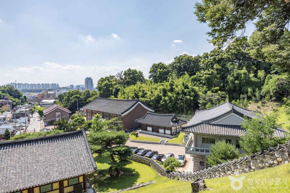 청주 향교 이미지 4