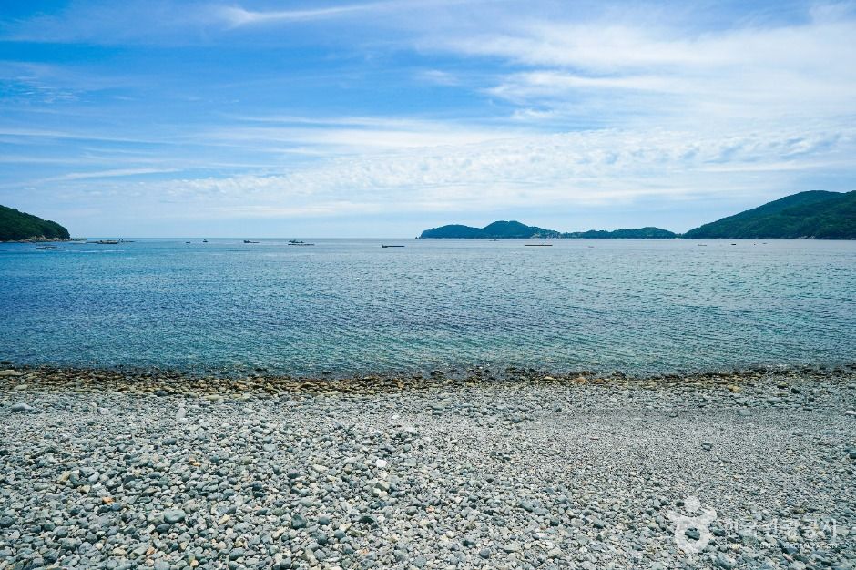 거제 학동 흑진주 몽돌해변 이미지 1