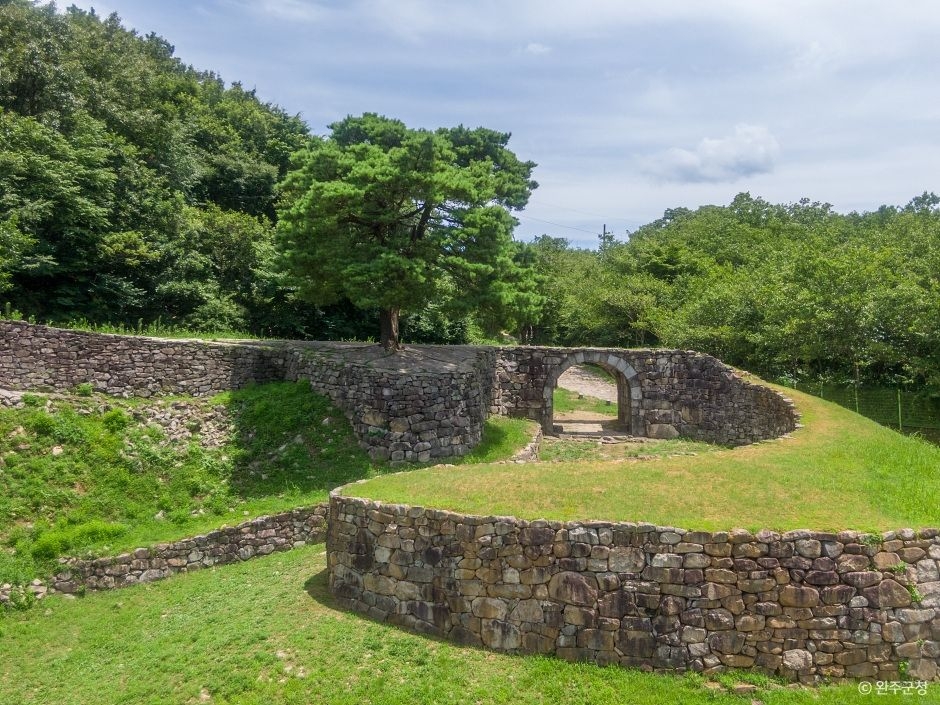 완주 위봉산성 이미지 5
