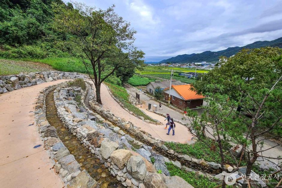 연천 망곡산 연인공원 이미지 4