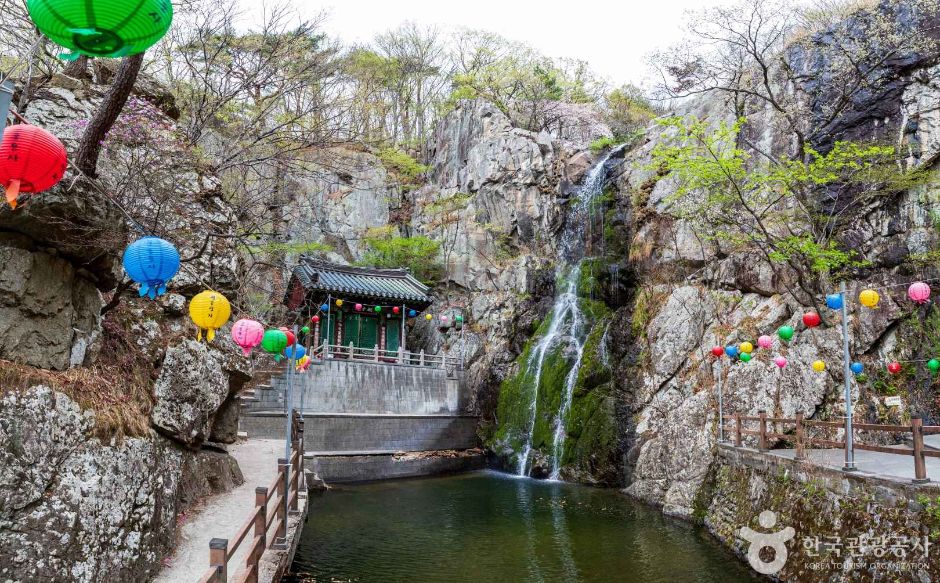 양산 홍룡사 홍룡폭포 이미지 2