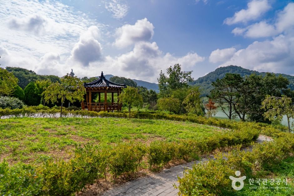 임실 요산공원 이미지 9