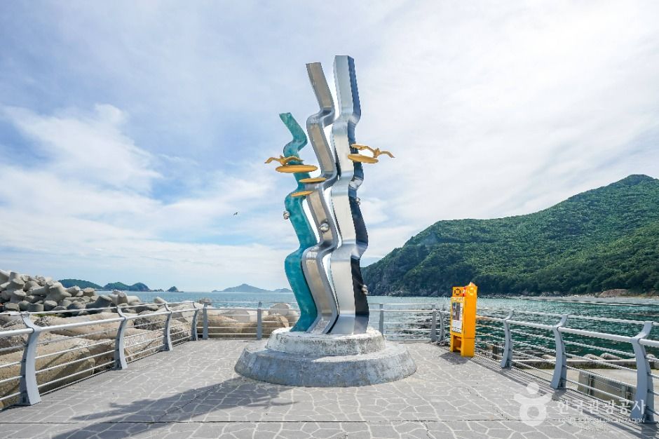 거제 여차몽돌해수욕장 이미지 3